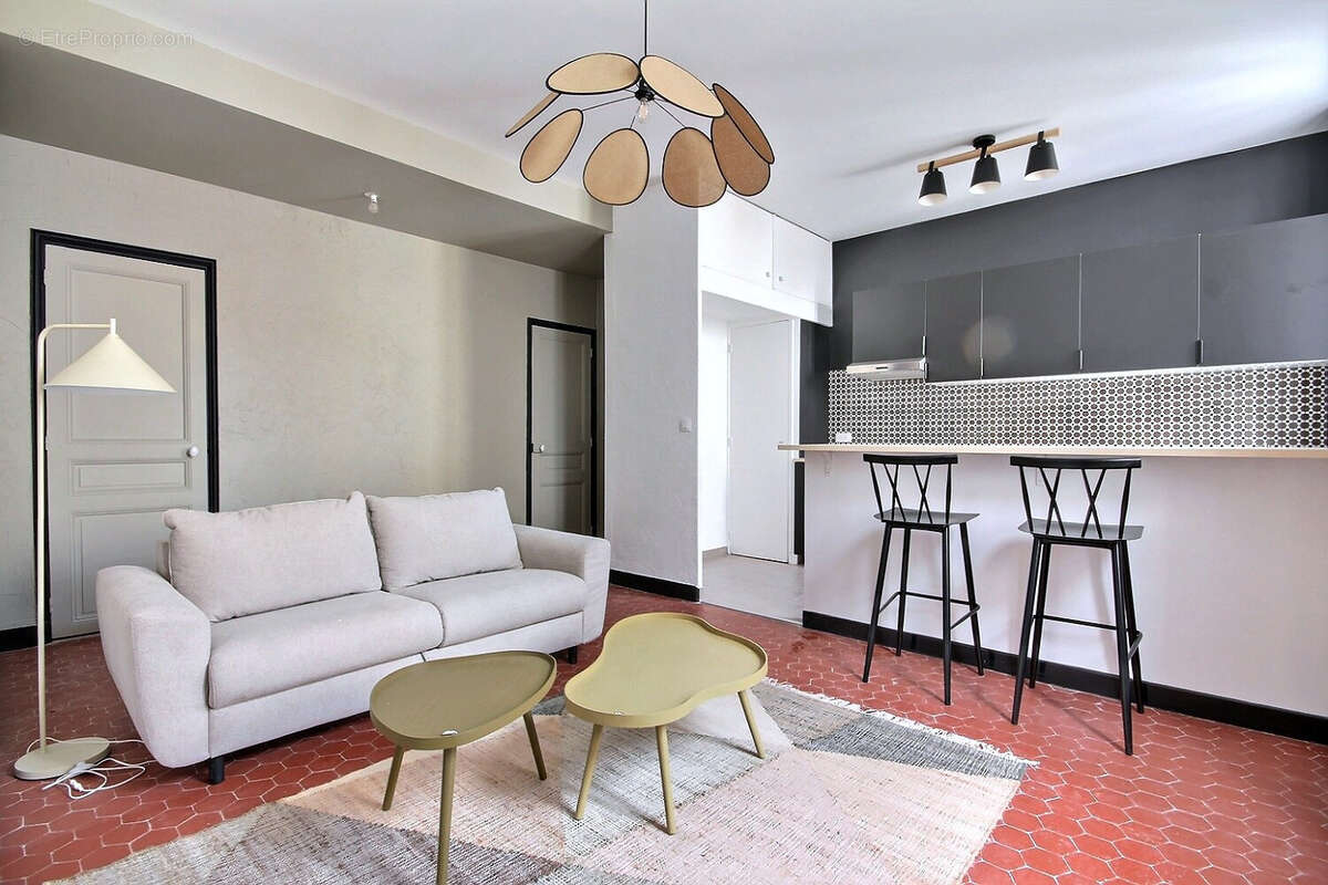 Appartement à MARSEILLE-7E