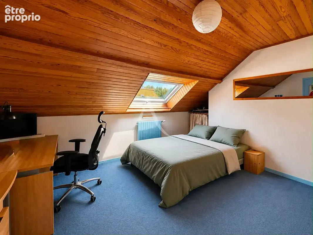 Maison 6 chambres avec sous-sol et dépendance - photo 9