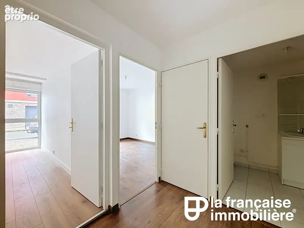 Appartement - 3 pièces - 61.8 m² - Rennes Centre-Ville - Anatole France - terrasse, jardin et parking - photo 12