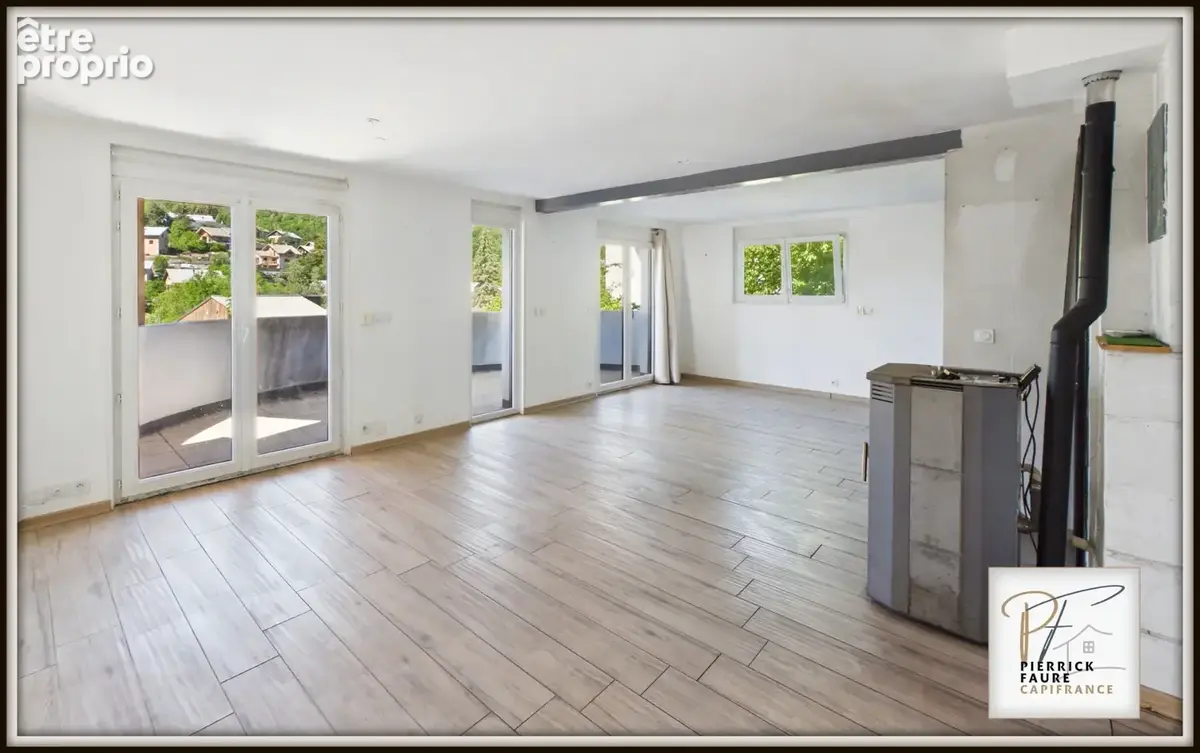 Briançon – maison d'architecte bbc – 210 m² – vue panoramique - photo 2