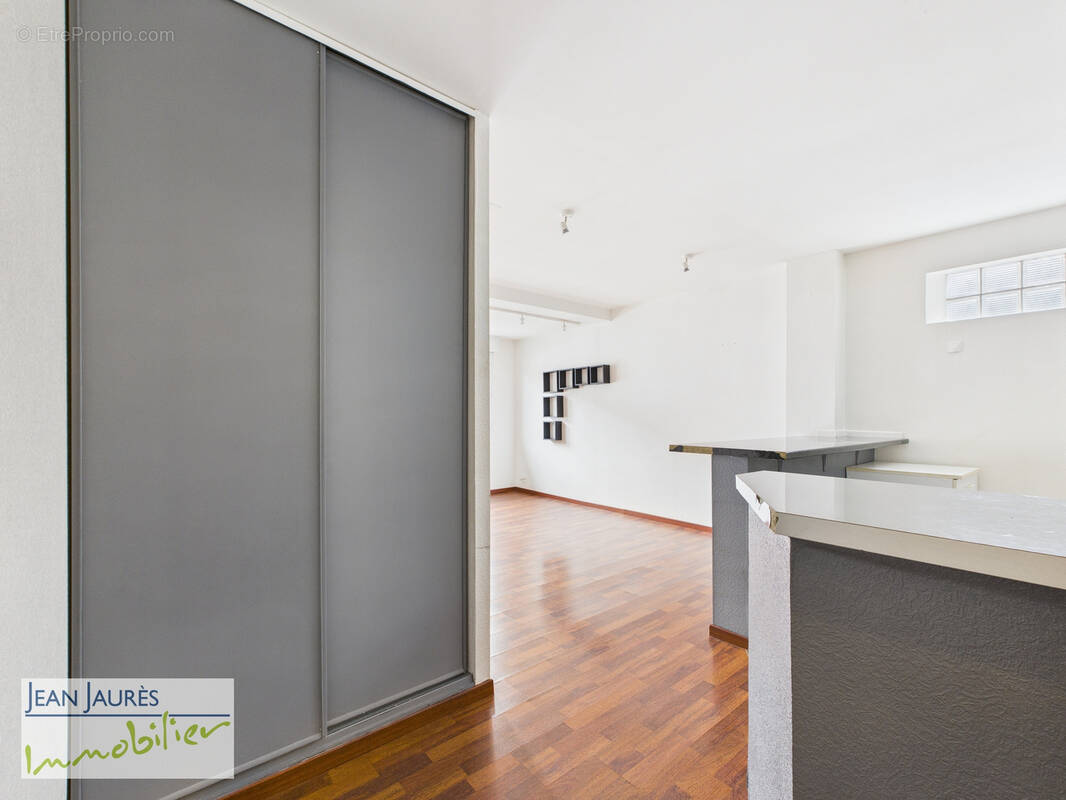 Appartement à SAINTE-SAVINE