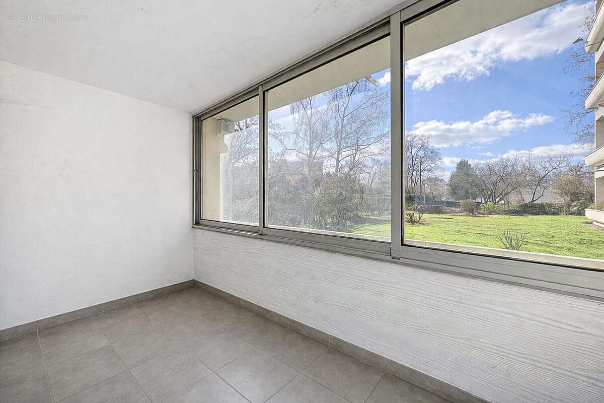 Appartement à MAISONS-ALFORT