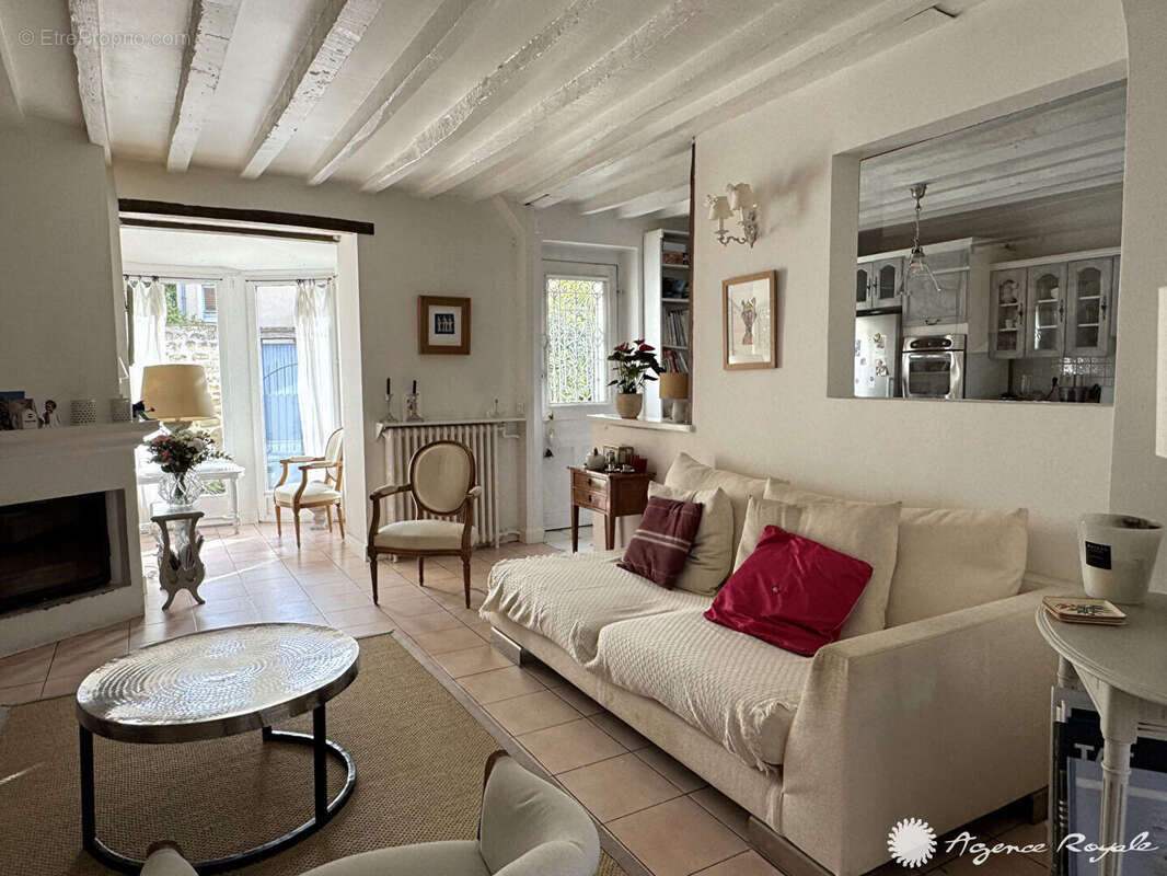 Maison à MAREIL-MARLY