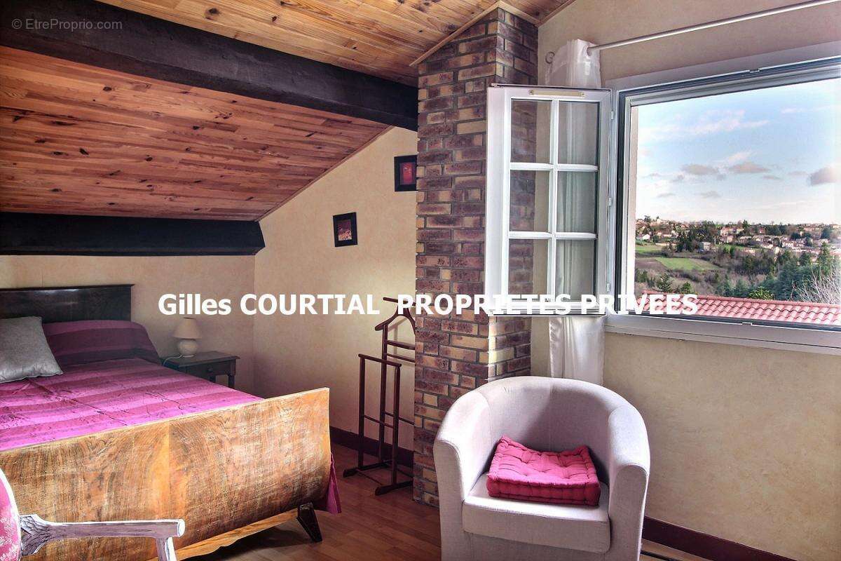 Maison à ESPALY-SAINT-MARCEL