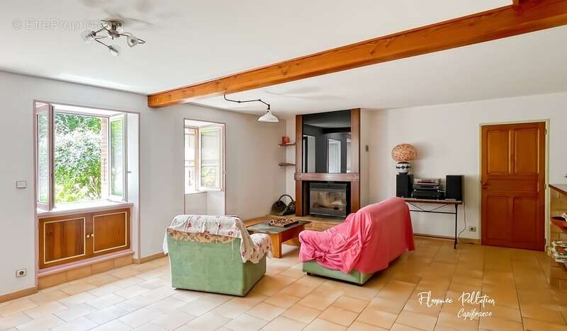 A vendre ancienne métairie 182 m² habitables et 350 m² d’atelier proche de Cuq-Toulza - photo 4