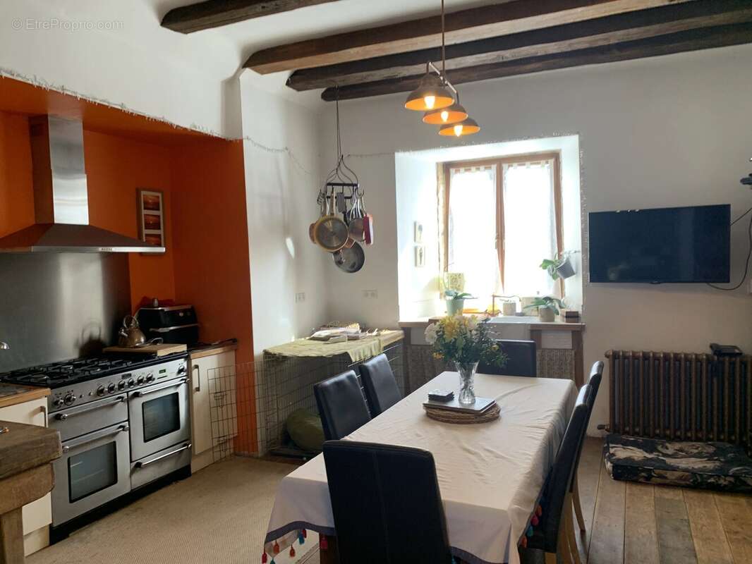 Maison à LA COQUILLE