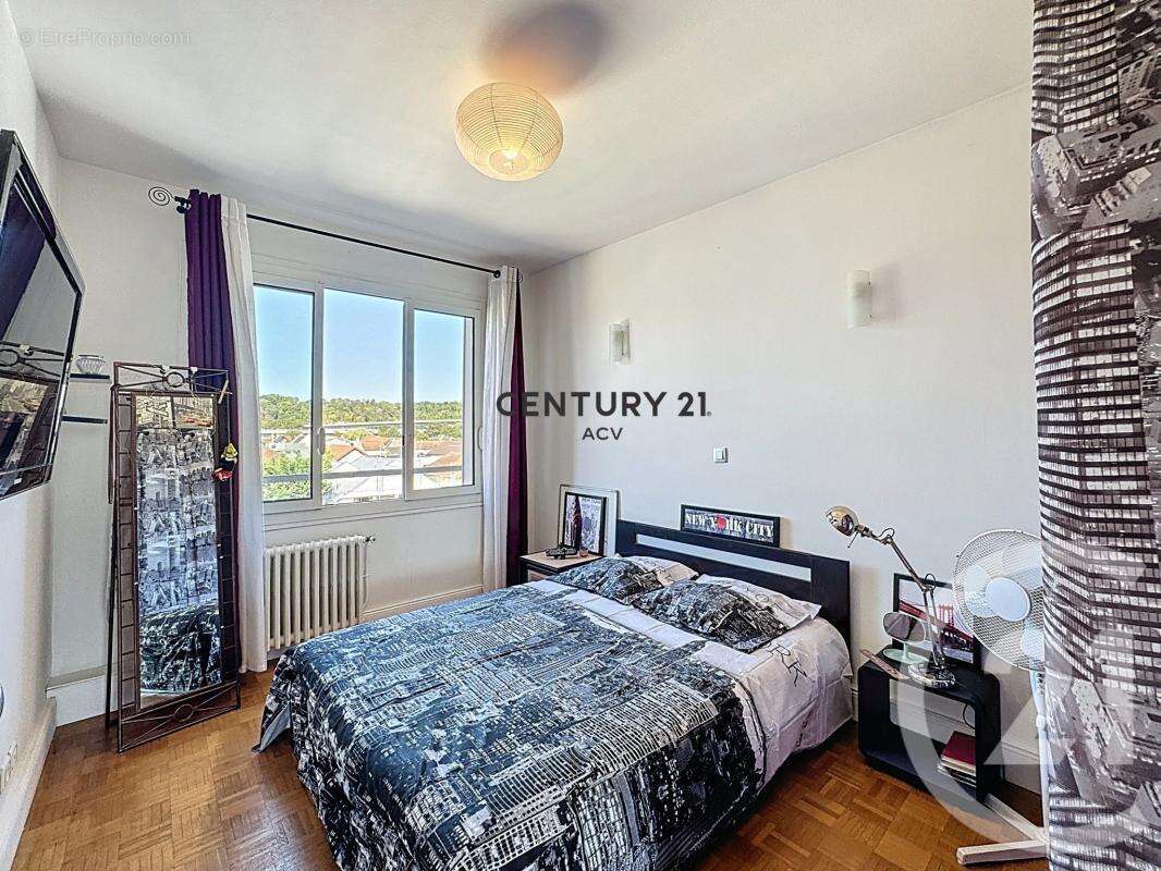 Appartement à MAISONS-ALFORT
