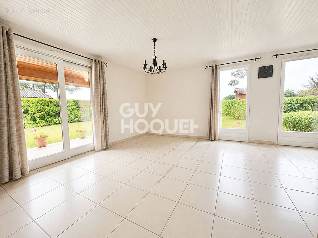 Maison à GUJAN-MESTRAS