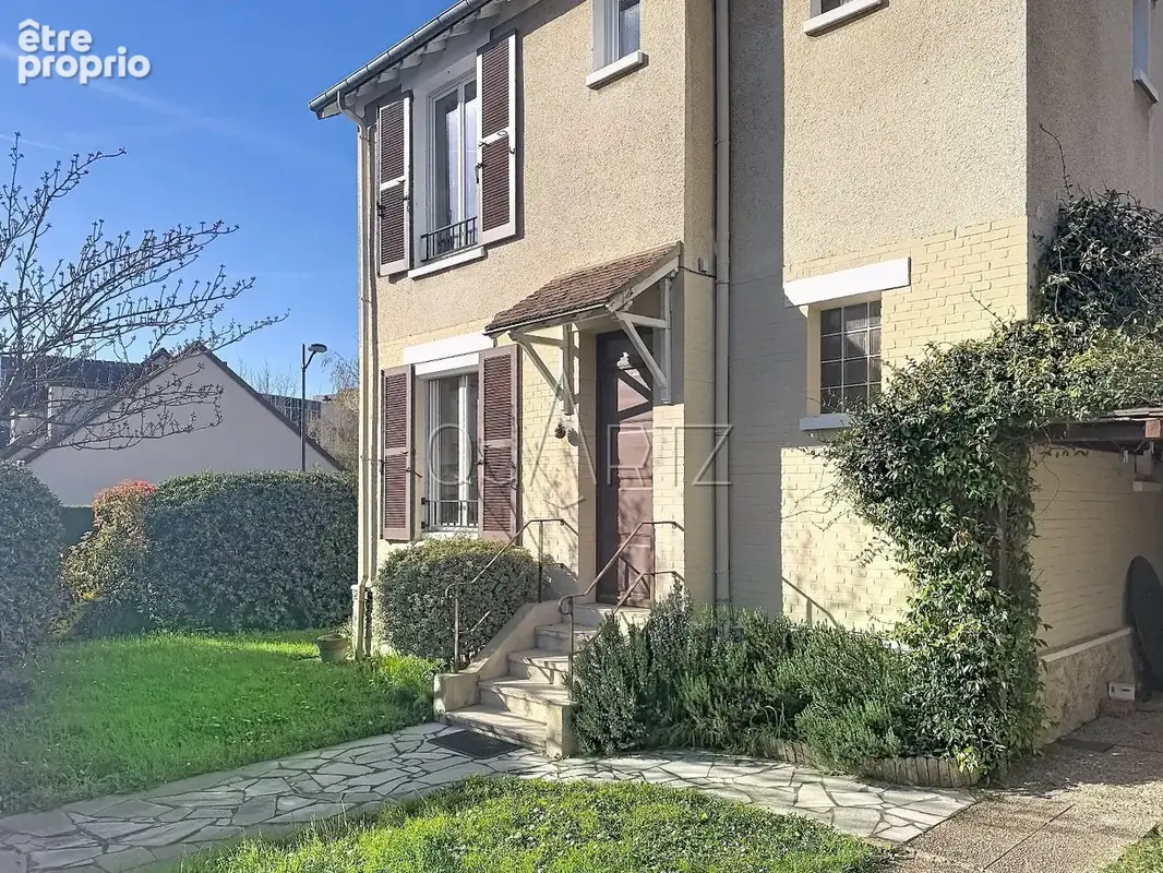 Maison à LE CHESNAY
