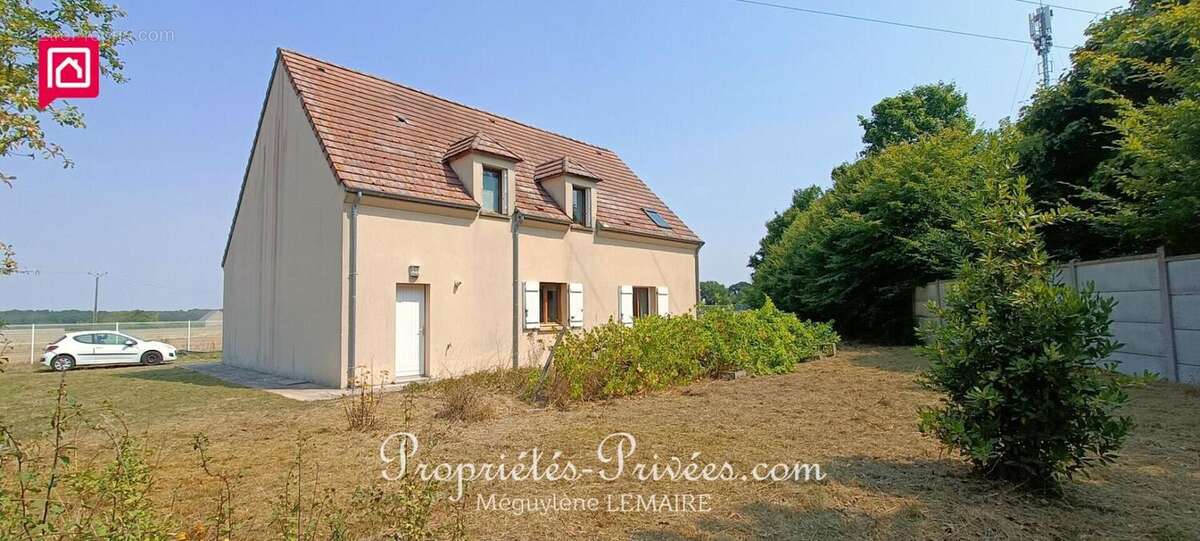 Maison à BREZOLLES