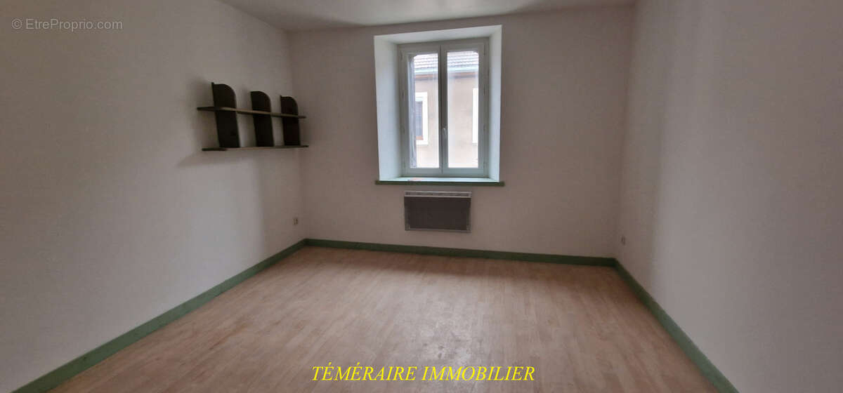 Appartement à FONCINE-LE-HAUT