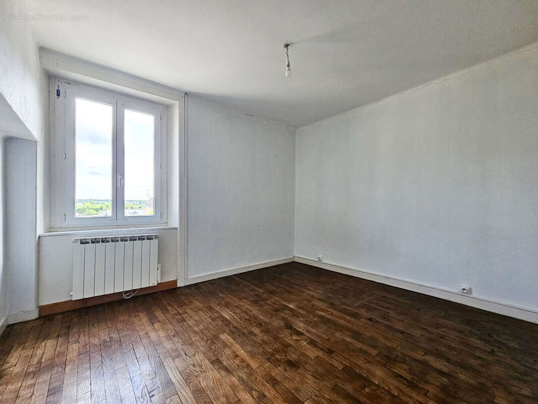 A VENDRE - Maison 3 chambres en centre-bourg de Tremblay - Idéal premier achat ou investissement - photo 9
