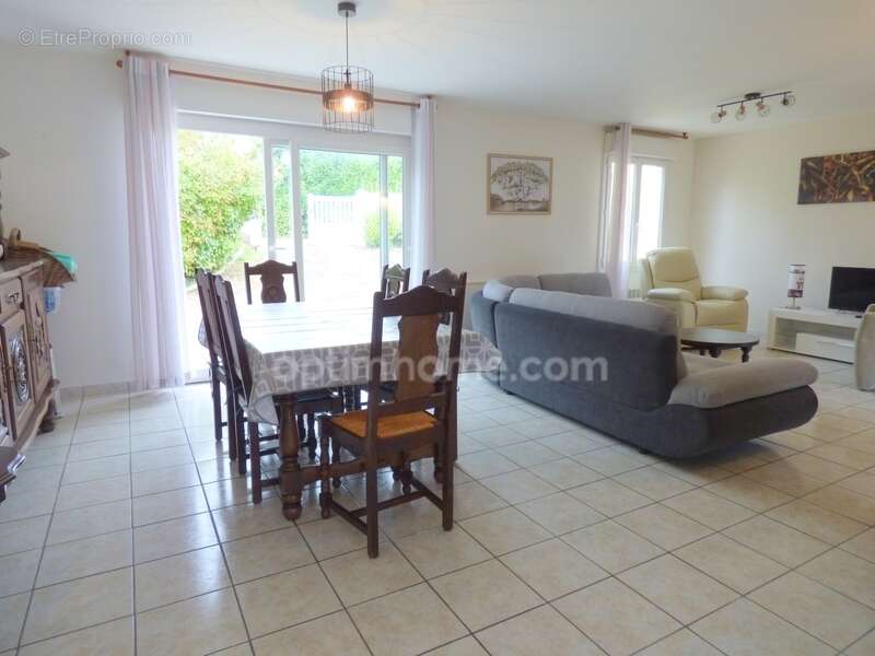 Maison à SAINT-NICOLAS-DE-REDON