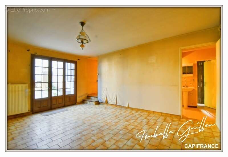 Maison à LE CHATELET