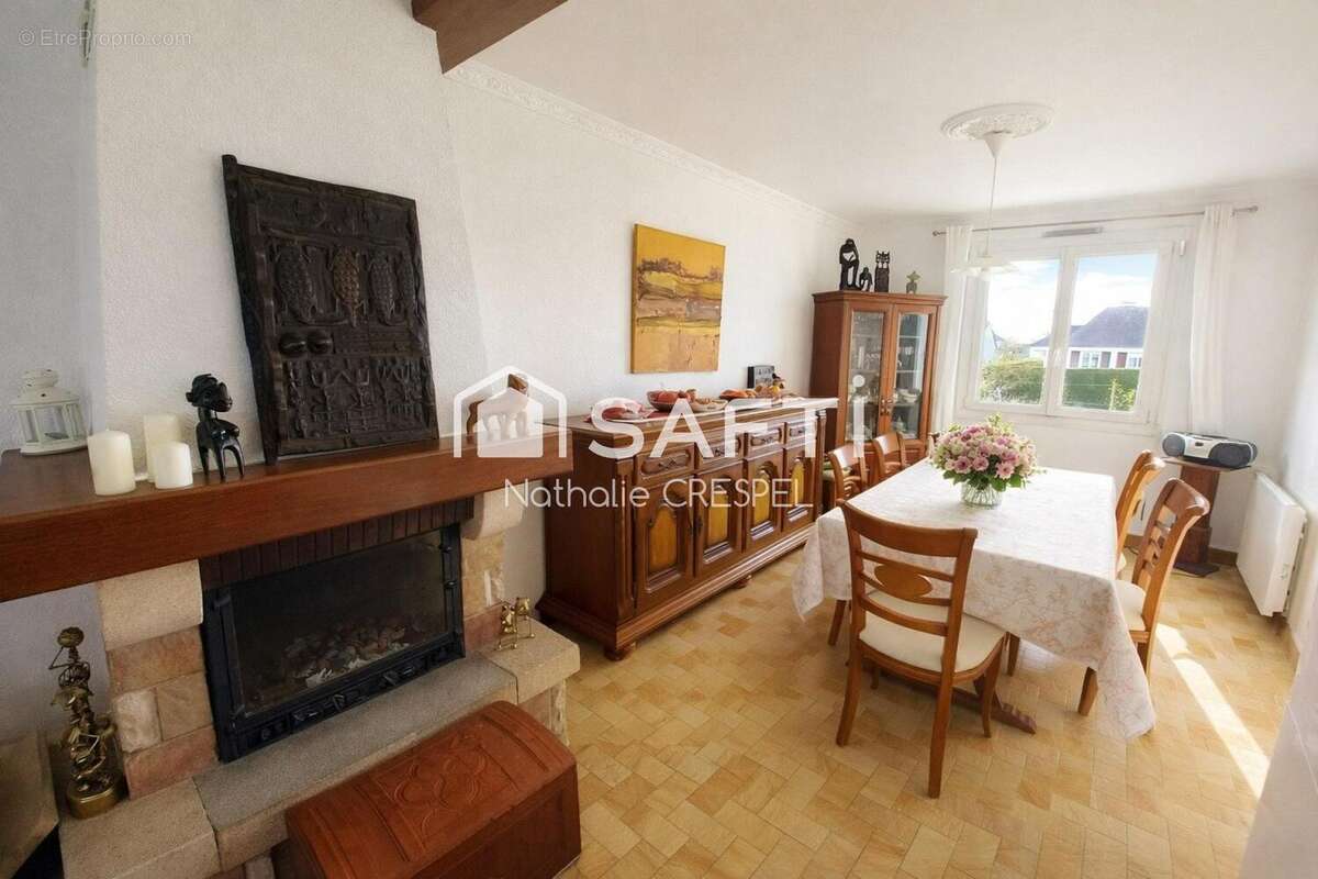 Photo 8 - Maison à AMBRIERES-LES-VALLEES