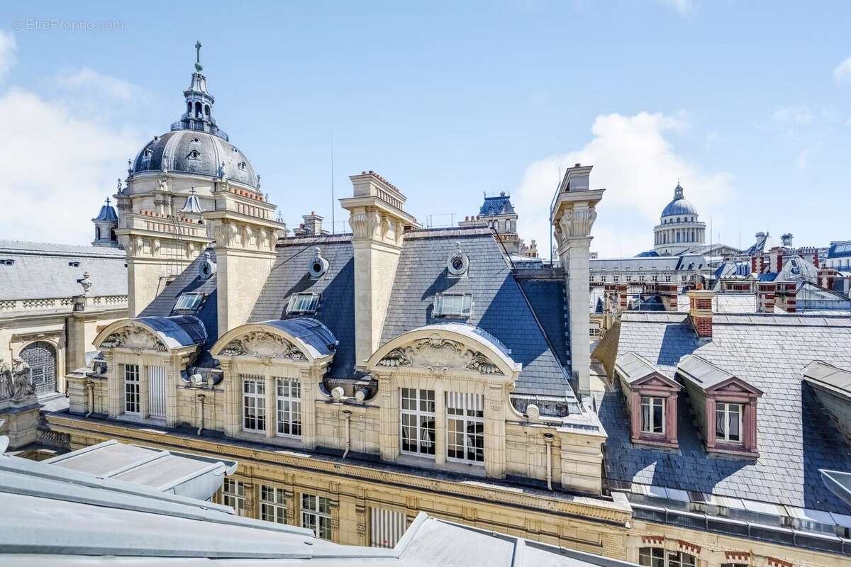 Studio de 24m2 avec vue Panthéon – Sectorisation Lycée Henri-IV - photo 5