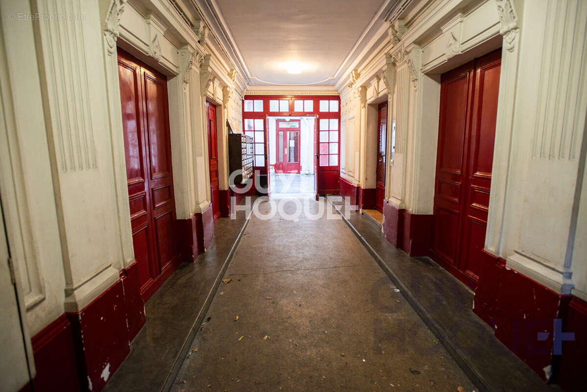 Appartement à PARIS-18E