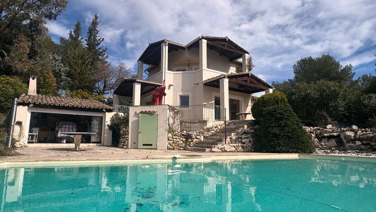 Maison à LA COLLE-SUR-LOUP