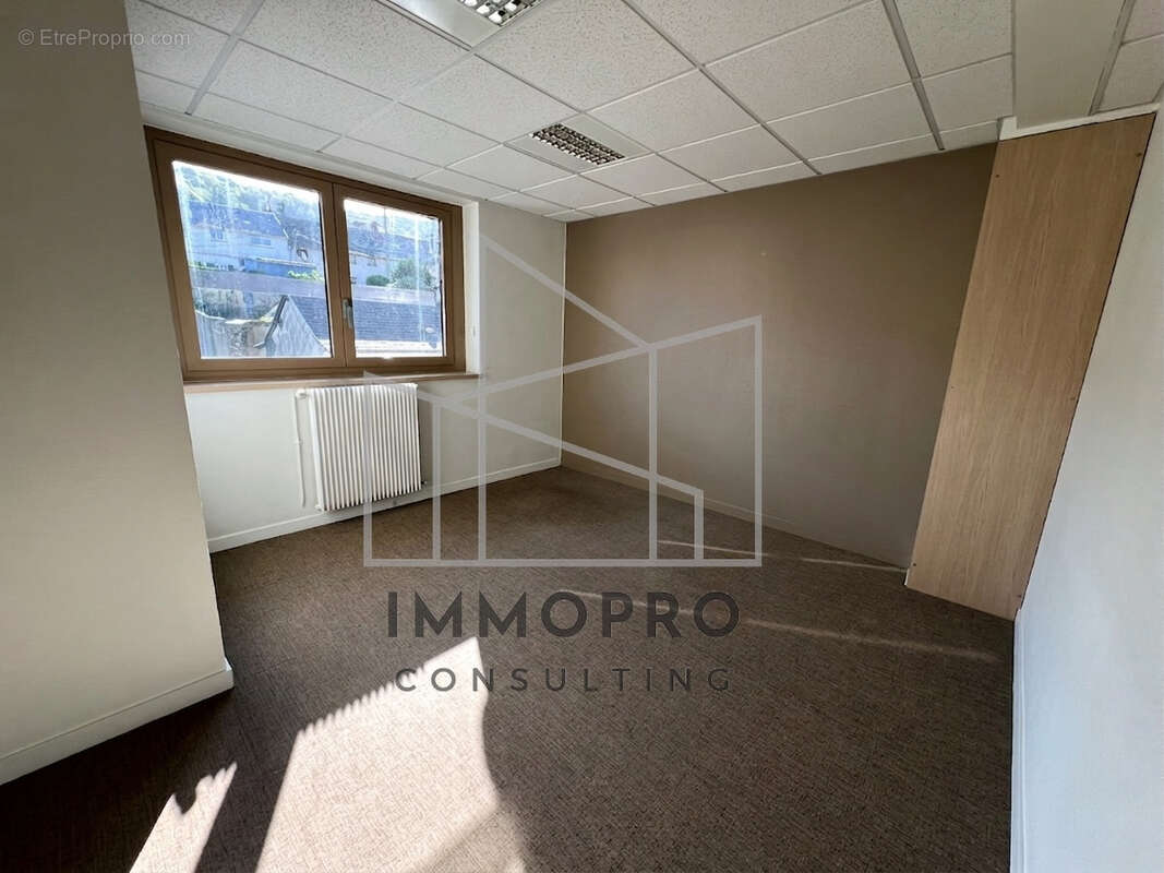 A vendre / local commercial 174m2 / deville les rouen - rouen ouest - photo 3