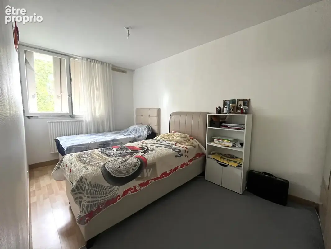Appartement 5 pièces au pied du tram - photo 7
