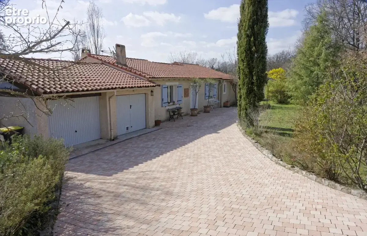 Villa plain-pied de 130m² habitables, 3 chambres, avec piscine et dépendance – terrain 2 400 m² - photo 6