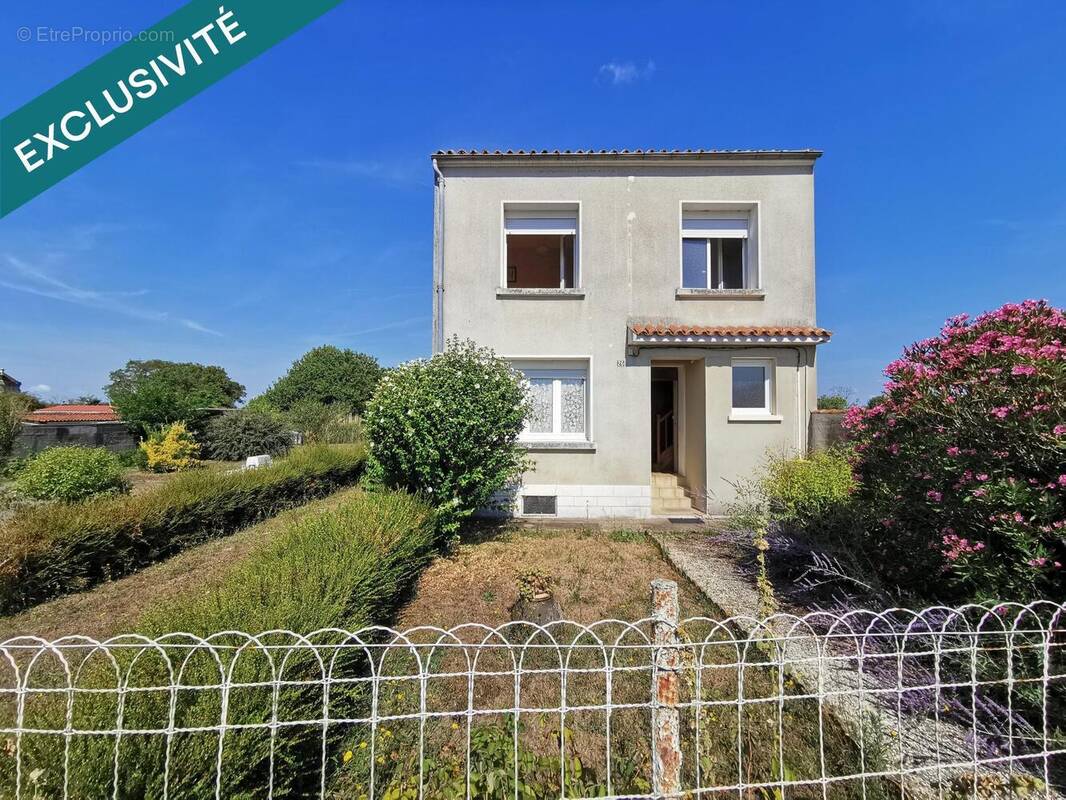 Photo 1 - Maison à LA GREVE-SUR-MIGNON