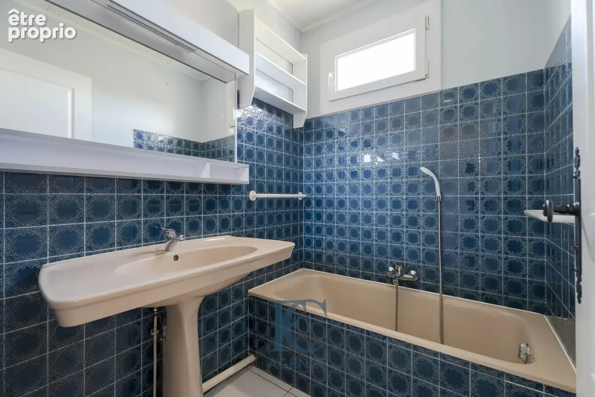 Appartement 70 m2 proche centre-ville et des écoles - photo 5