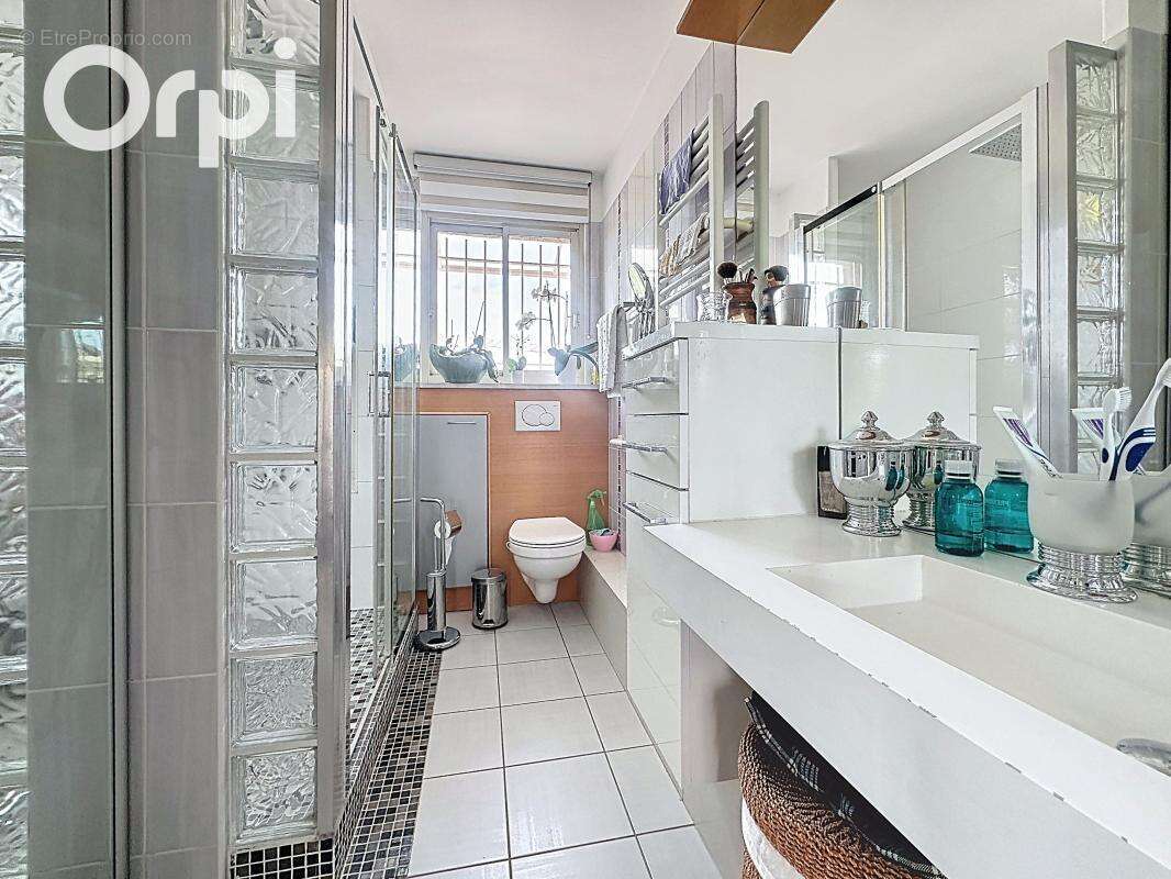Appartement à CAGNES-SUR-MER