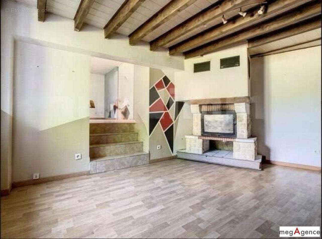 Maison à SAINT-ANDRE-DE-VALBORGNE