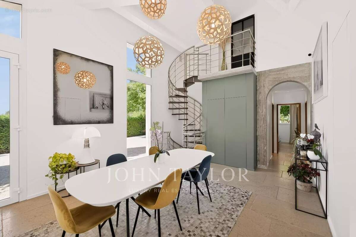 Maison à AIX-EN-PROVENCE