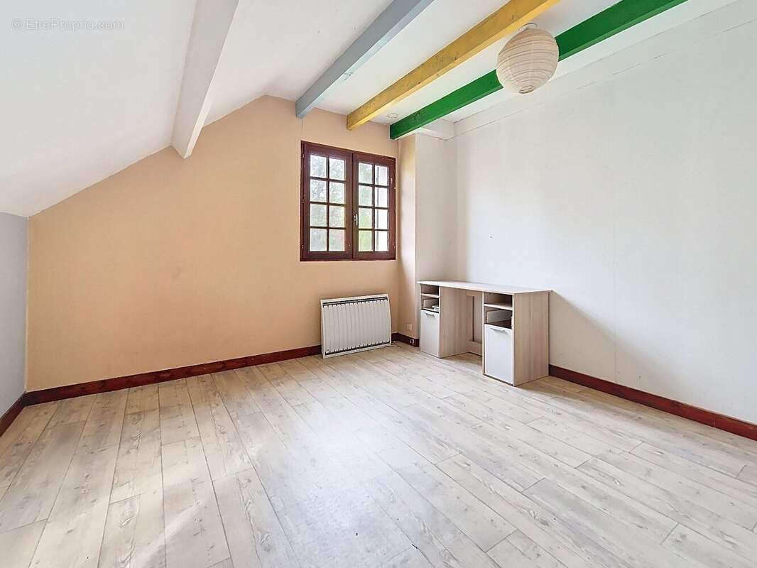 Maison à NOGENT-SUR-VERNISSON