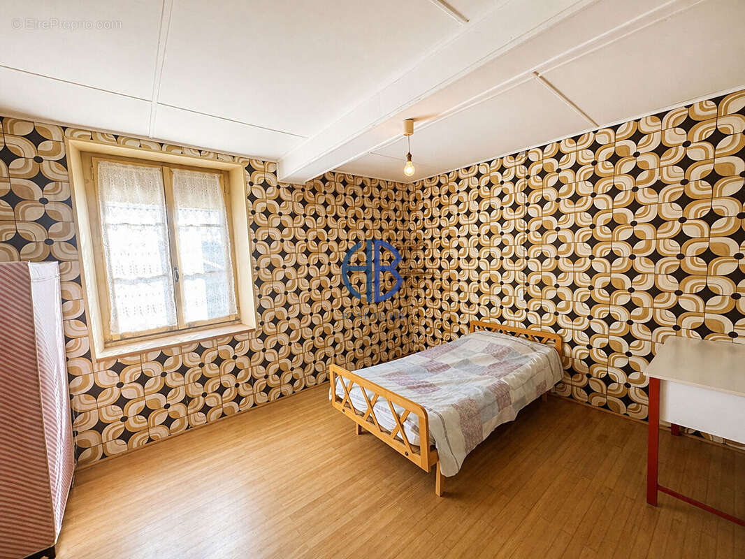 Maison à LA TOUR-DU-PIN