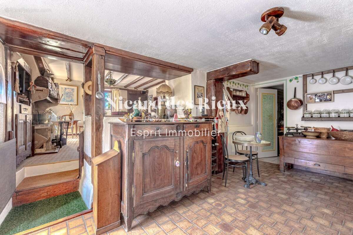 Maison à MONTBOUCHER