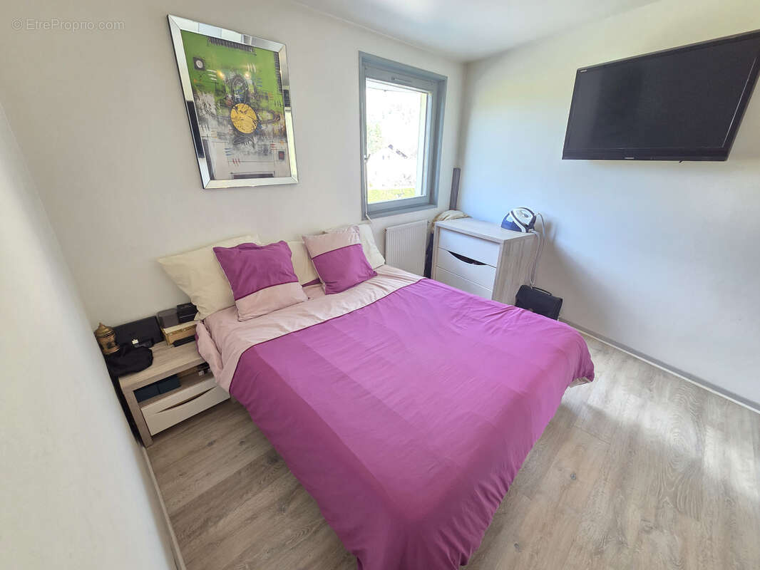 SAINT-ALBAN-LEYSSE   Superbe T2 de 54 m2 avec terrasse, garage, piscine et vue montagnes - photo 8