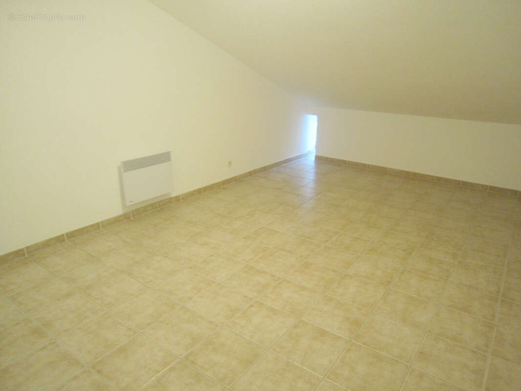Appartement à CUXAC-D'AUDE
