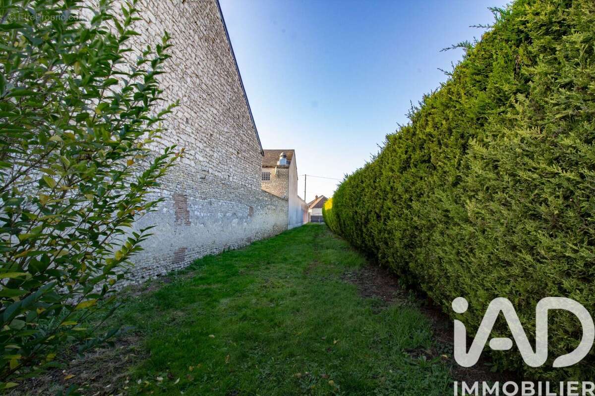 Photo 2 - Maison à CORBEILLES