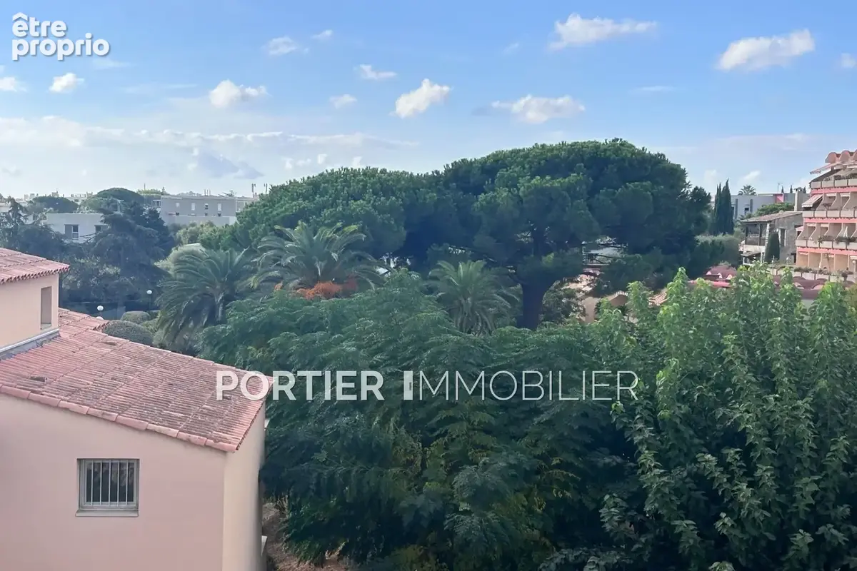 Appartement 2 pièces 47 m² à vendre à Antibes (06600) - photo 2