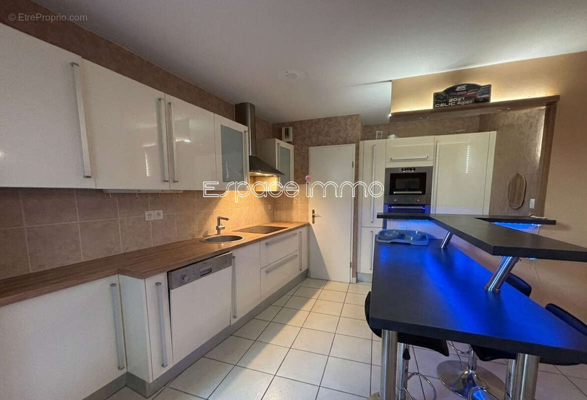 Appartement à DEVILLE-LES-ROUEN