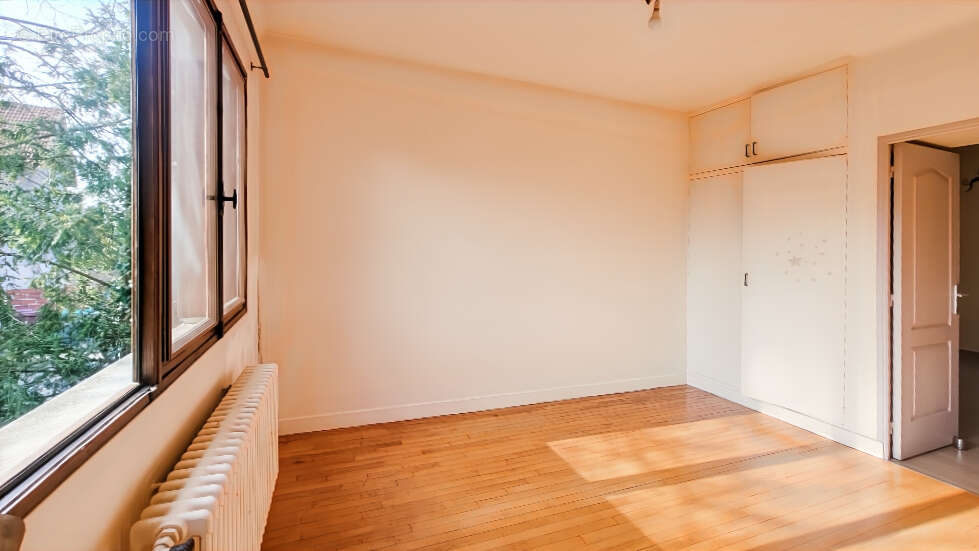 Maison à BROU-SUR-CHANTEREINE