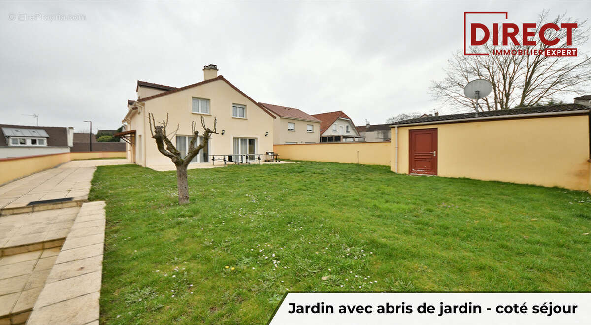 Maison à VILLECRESNES