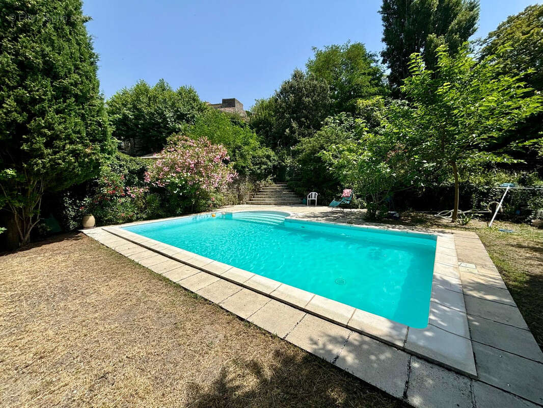 Maison à GRIGNAN
