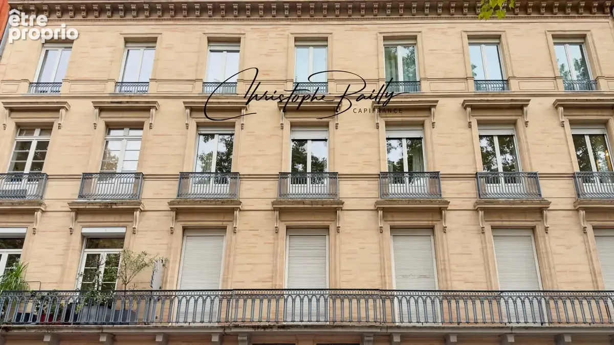 Toulouse Jean-Jaurès, appartement haussmannien familial de 158 m² avec balcon filant et ascenseur - Garage en sus - photo 17