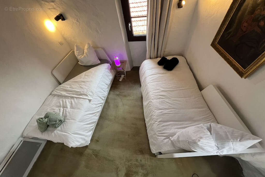 Appartement à TOURRETTES-SUR-LOUP