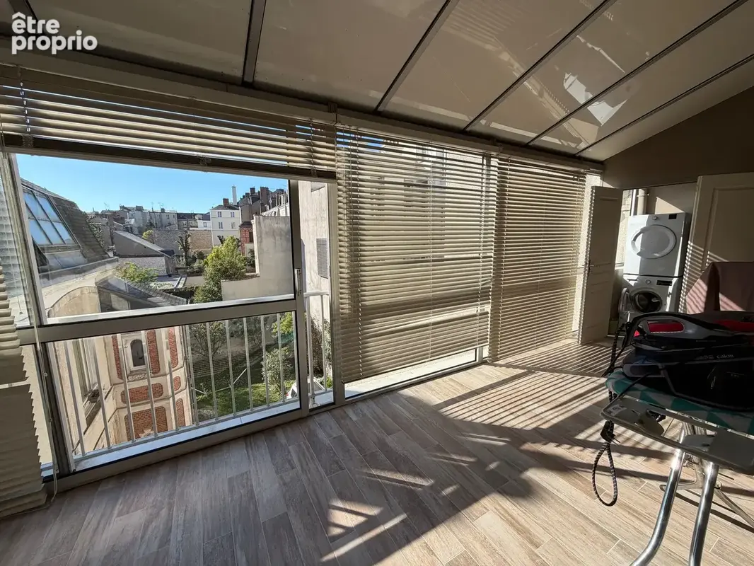 Hôtel Particulier 475m2 hyper centre ville quartier Alsace Loraine à Orléans - photo 11