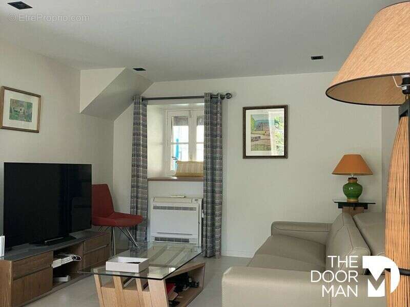 Maison à LINAS