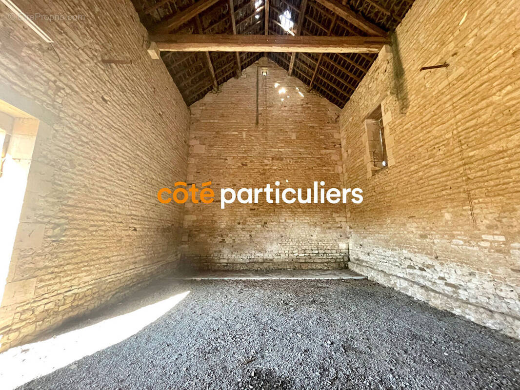 Maison à GRAINVILLE-SUR-ODON