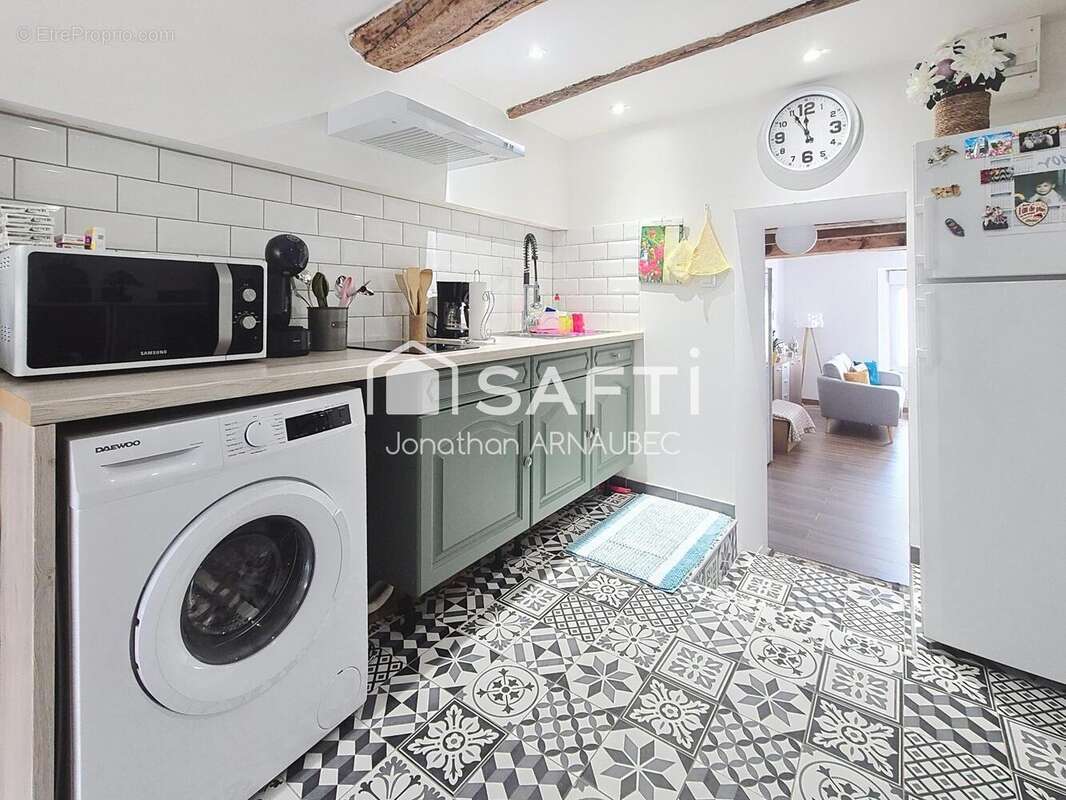 Photo 9 - Appartement à CHATEAU-ARNOUX-SAINT-AUBAN