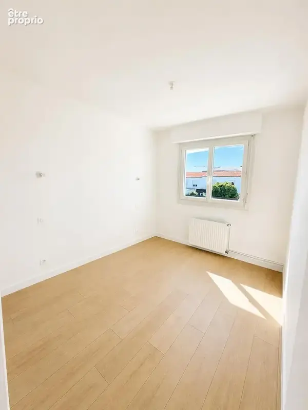 Les sables-d’olonne – t4 rénové avec balcon – 3 chambres - photo 8