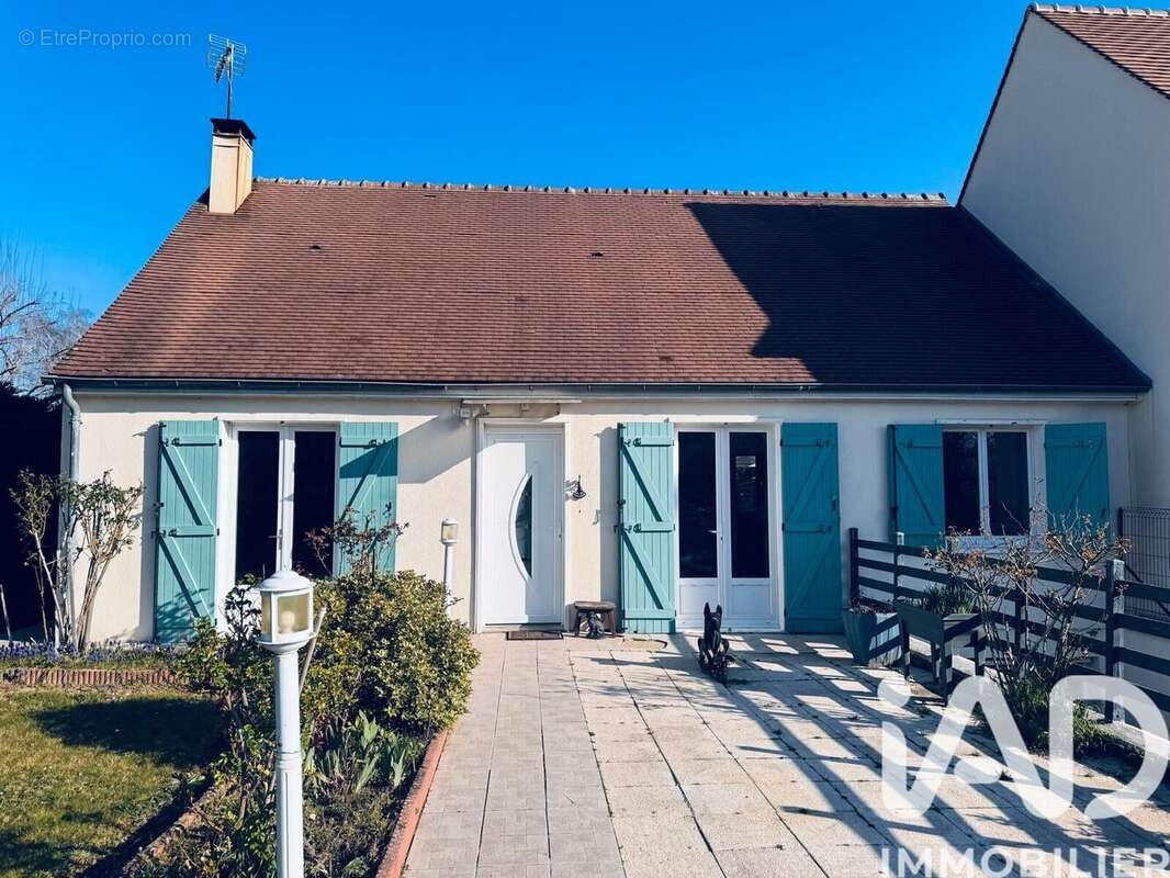 Maison 90 m² à Fleury-En-Biere  - photo 3