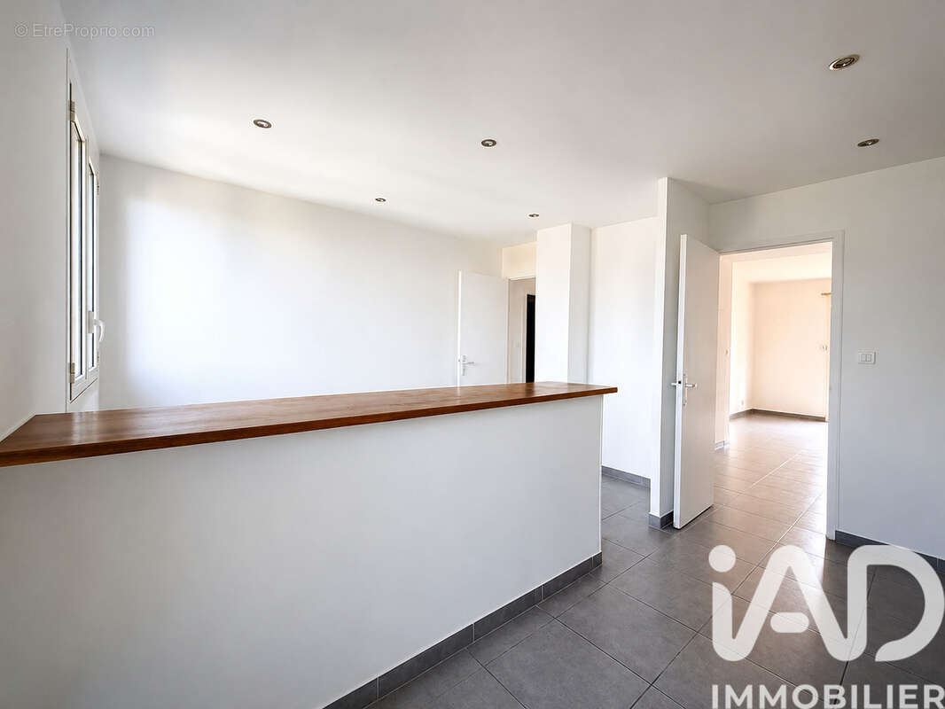 Photo 8 - Appartement à MARSEILLE-9E